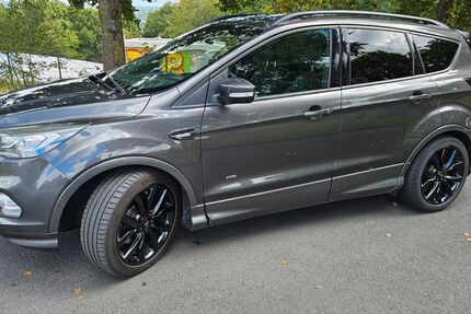 Ford Kuga 97.200 km 15.500 &euro; Brachbach 57555