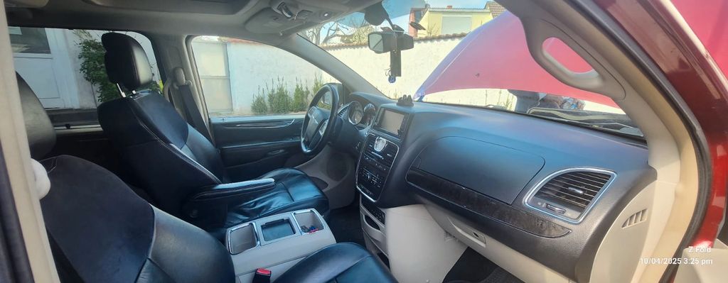 Chrysler Grand Voyager 195.000 km 7.900 &euro; Dreieich 63303