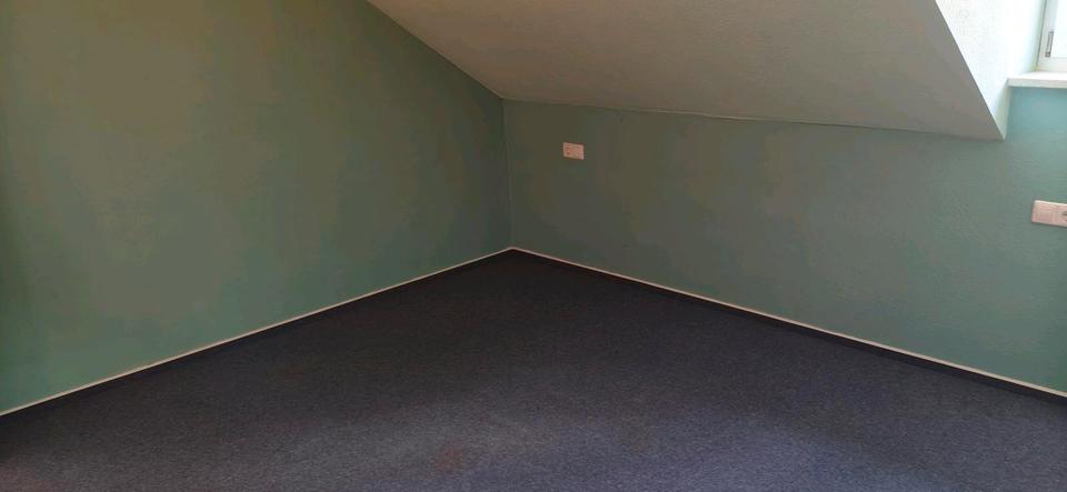 Dachgeschoßwohnung Aulendorf - 2.5 Zimmer, 61 m&sup2;, 205.000&euro; | Angebot:26714204