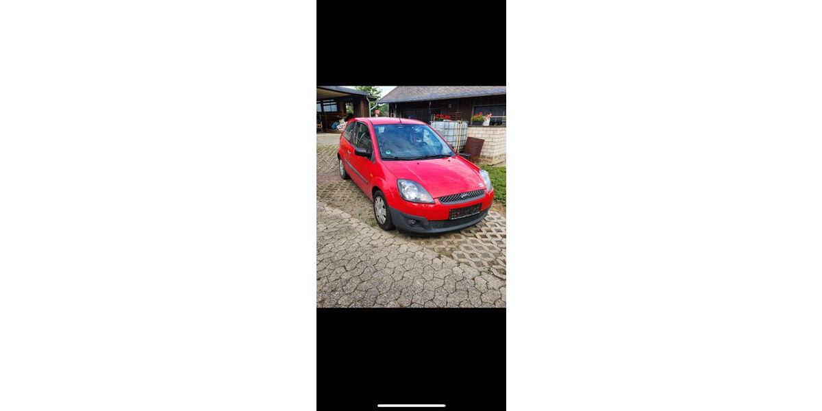 Ford Fiesta 99.850 km 740 &euro; Weibern 56745