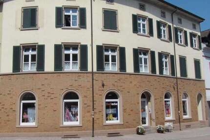 Haus Schopfheim - 6 Zimmer, 207 m&sup2;, 635.000&euro; | Angebot:26089311