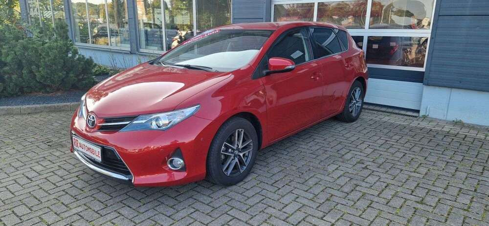 Auris