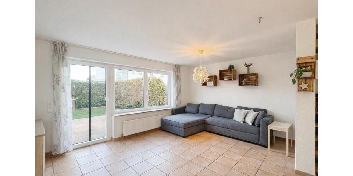 Reihenhaus Oberstenfeld - 5 Zimmer, 110 m&sup2;, 1.200&euro; | Angebot:25054638