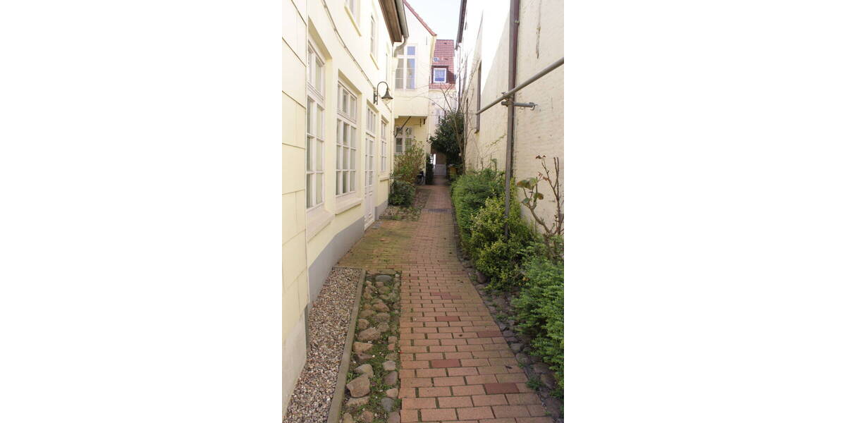 Etagenwohnung Flensburg Altstadt - 3 Zimmer, 38 m&sup2;, 420&euro; | Angebot:26242275