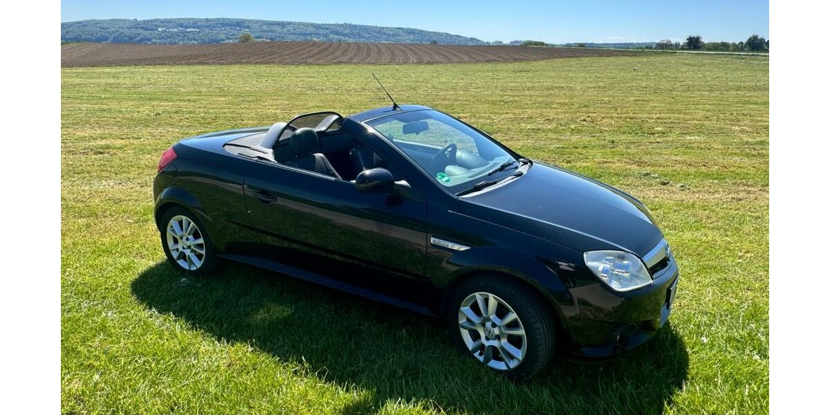 Opel Tigra 145.232 km 2.745 &euro; Radolfzell am Bodensee 78316