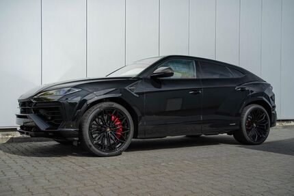 Lamborghini Urus 1.986 km 344.890 € Appen 25482
