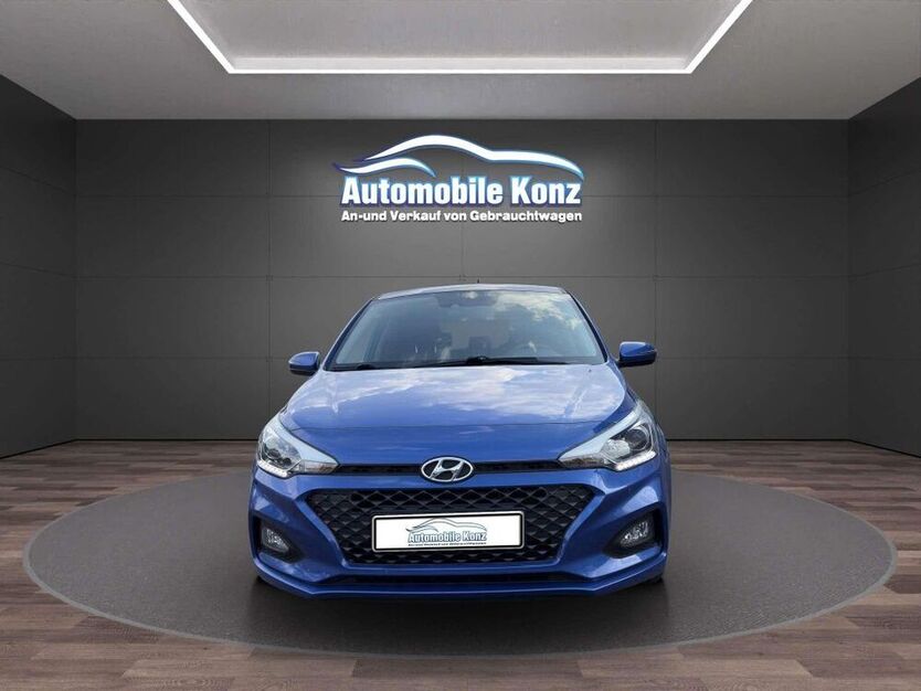 i20