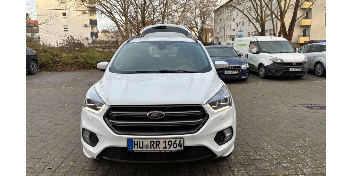 Ford Kuga 115.840 km 15.900 &euro; Hanau 63454