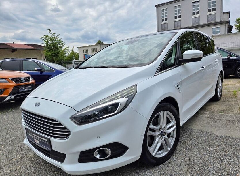 S-Max