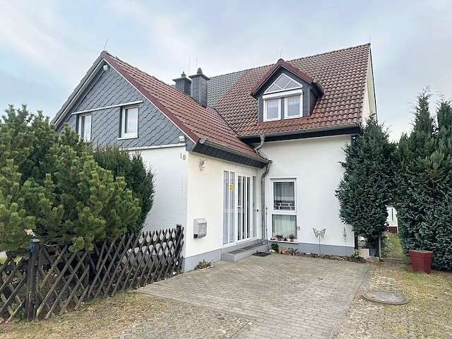 Einfamilienhaus Pinnow - 4 Zimmer, 92 m&sup2;, 173.000&euro; | Angebot:25767242