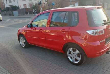 Mazda 2 167.487 km 3.300 &euro; Giesen 31180