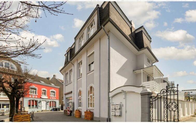 Einfamilienhaus Troisdorf - 9 Zimmer, 234 m&sup2;, 999.000&euro; | Angebot:26658259
