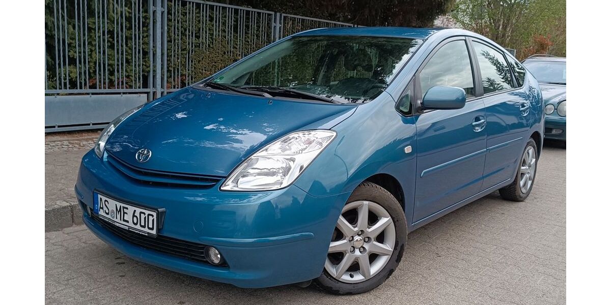 Toyota Prius 130.000 km 5.500 &euro; Berlin 13591