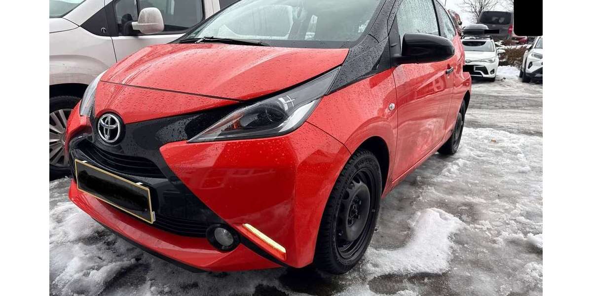 Toyota Aygo 23.230 km 7.990 &euro; Berlin 12347