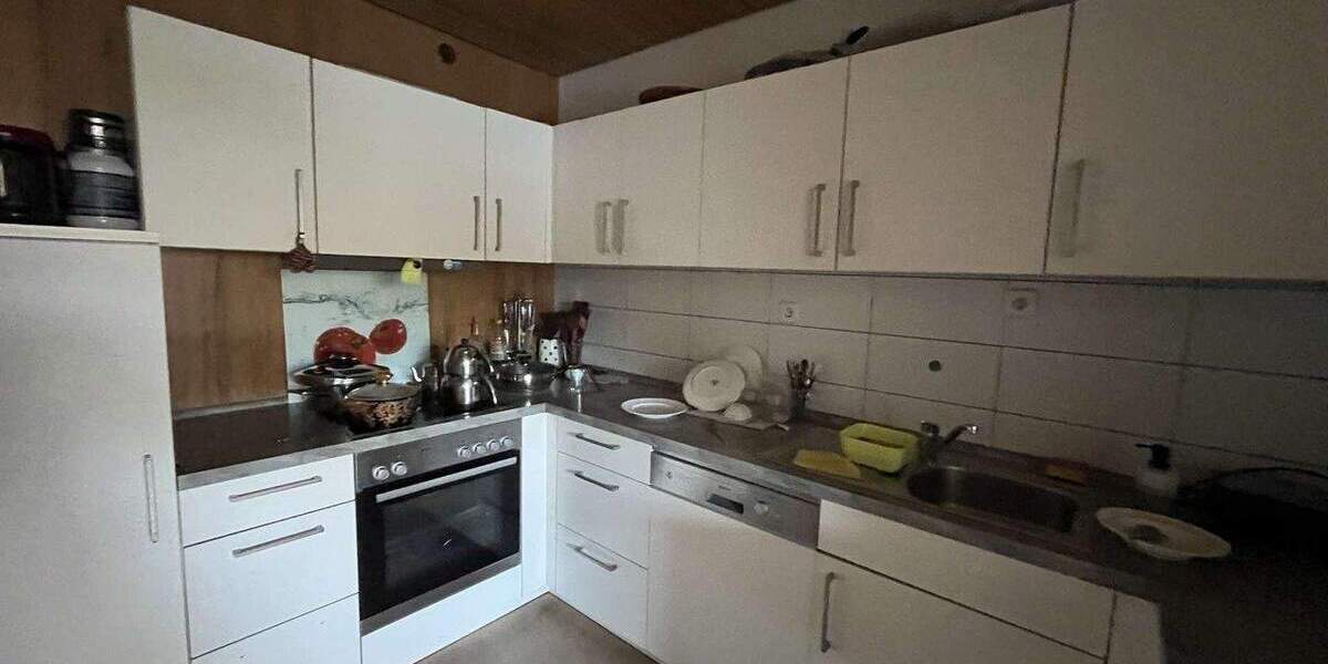 Etagenwohnung Pfungstadt - 8 Zimmer, 200 m&sup2;, 450.000&euro; | Angebot:24654458