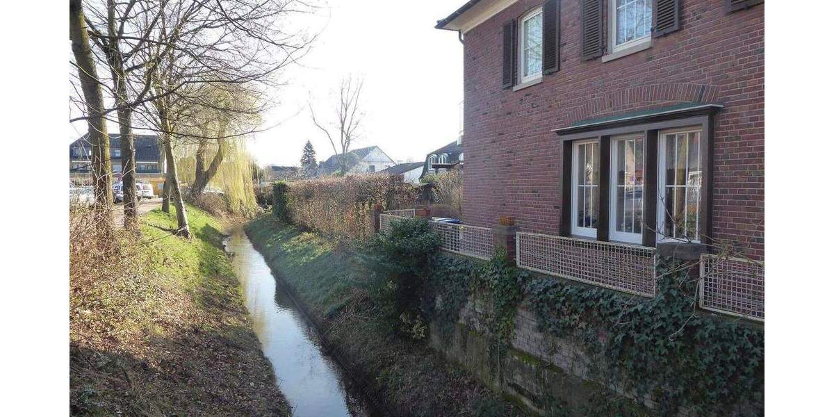 Doppelhaushälfte Sonsbeck - 9 Zimmer, 230 m&sup2;, 440.000&euro; | Angebot:25711075