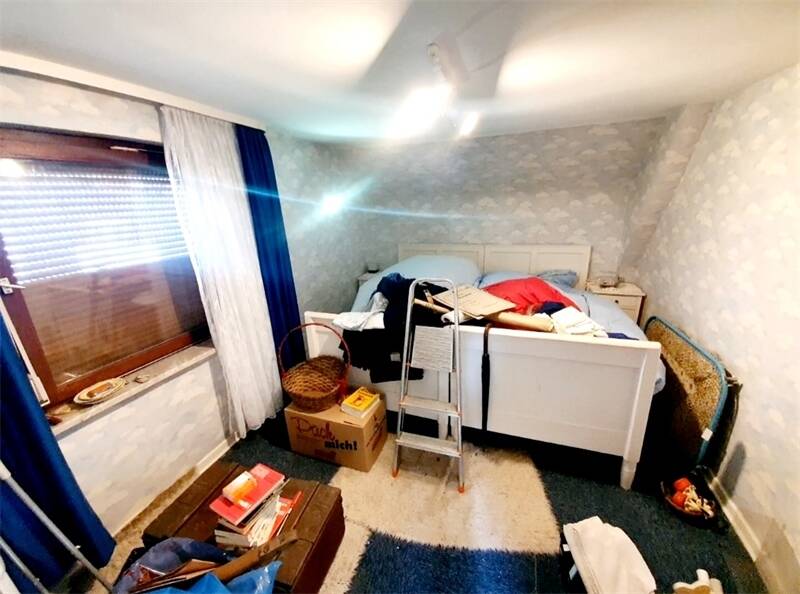 Einfamilienhaus Hünstetten Beuerbach - 7 Zimmer, 192 m&sup2;, 349.600&euro; | Angebot:25729392