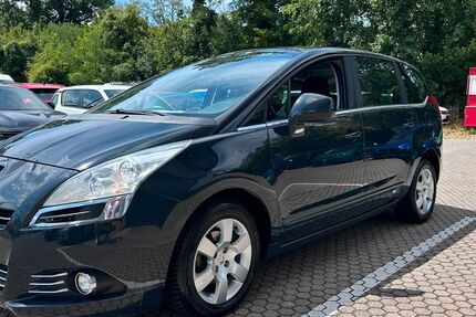 Peugeot 5008 276.850 km 2.799 &euro; Freiburg 79111