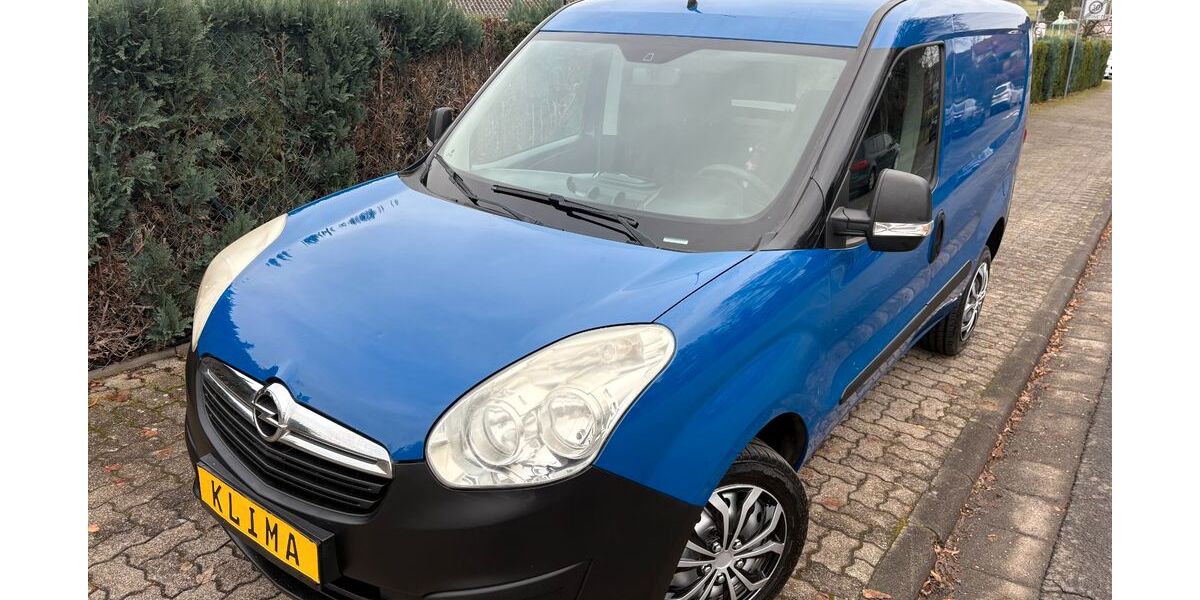 Opel Combo 174.000 km 3.790 &euro; Buseck / Oppenrod 35418
