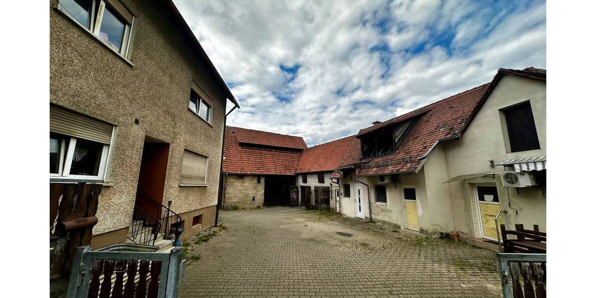 Mehrfamilienhaus, Wohnhaus Lauf an der Pegnitz Neunhof - 1 Zimmer, 320 m&sup2;, 349.000&euro; | Angebot:25563813