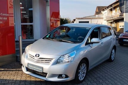 Toyota Verso 90.000 km 10.980 &euro; Alsfeld 36304