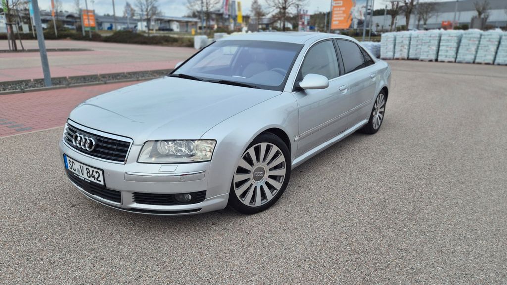 Audi A8 382.000 km 6.490 &euro; Roth 91154