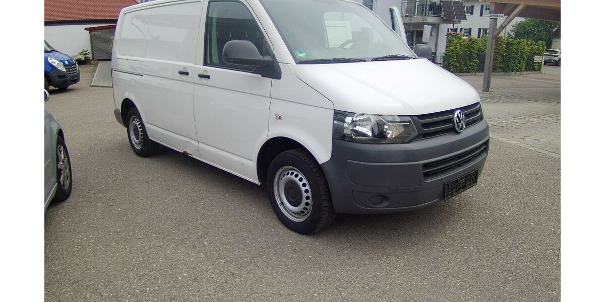 VW T5 Transporter 193.000 km 5.000 &euro; Feldgeding 85232