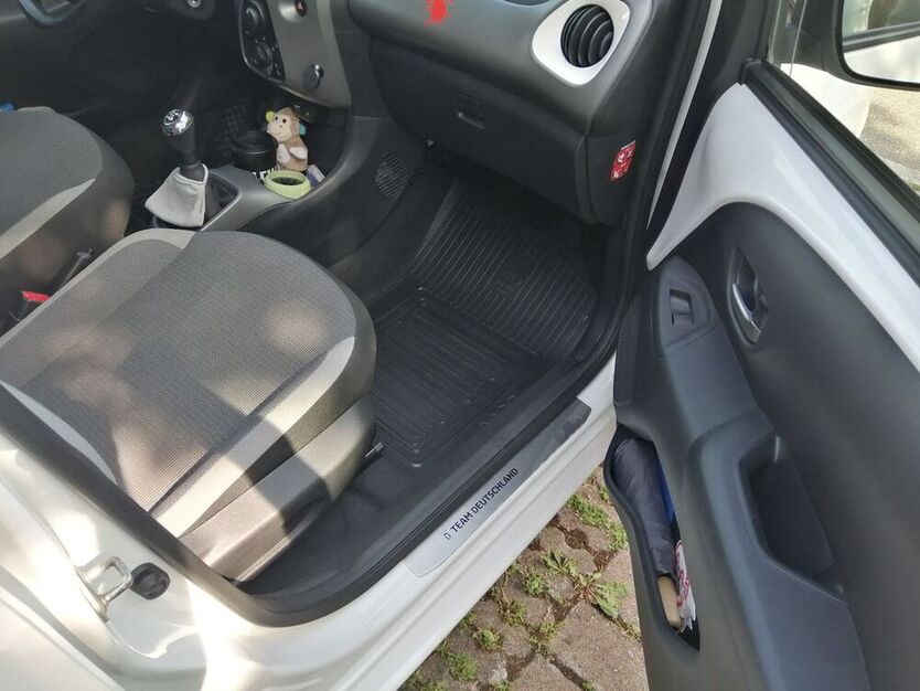 Aygo (X)