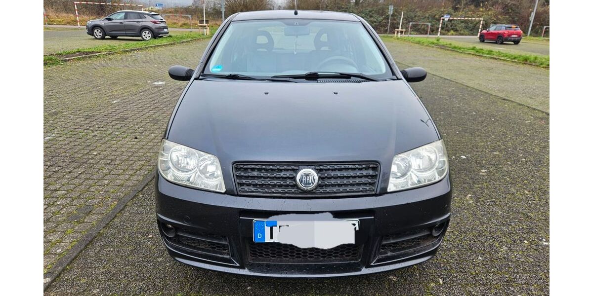 Fiat Punto 215.000 km 1.450 &euro; Trier 54296