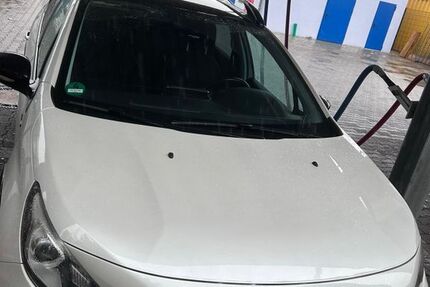 Peugeot 2008 138.500 km 9.100 € Bad Homburg 61352