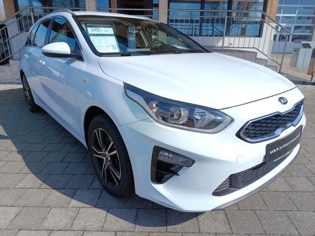 Kia ceed / Ceed 71.946 km 16.960 &euro; Höhenkirchen-Siegertsbrunn 85635