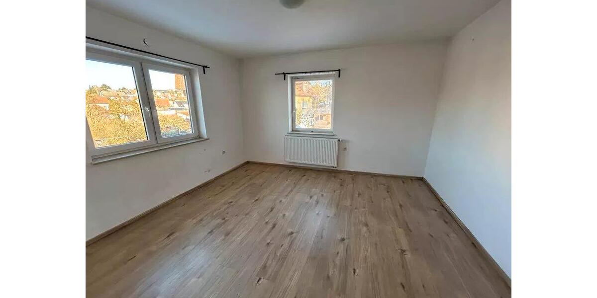 Doppelhaushälfte Sinzing - 5 Zimmer, 130 m&sup2;, 1.350&euro; | Angebot:26349498
