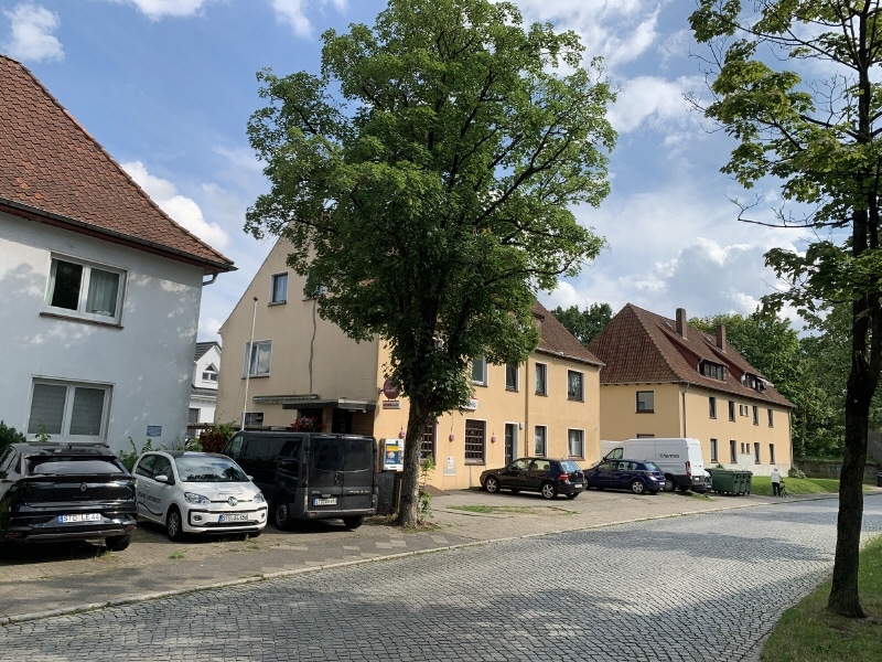 Solide Kapitalanlage: 2,5-Zimmer-Wohnung in kleinem Mehrparteienhaus