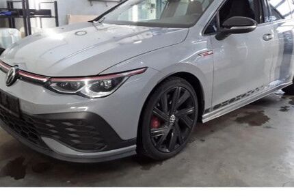 VW Golf 81.301 km 29.780 &euro; Hünfeld 36088