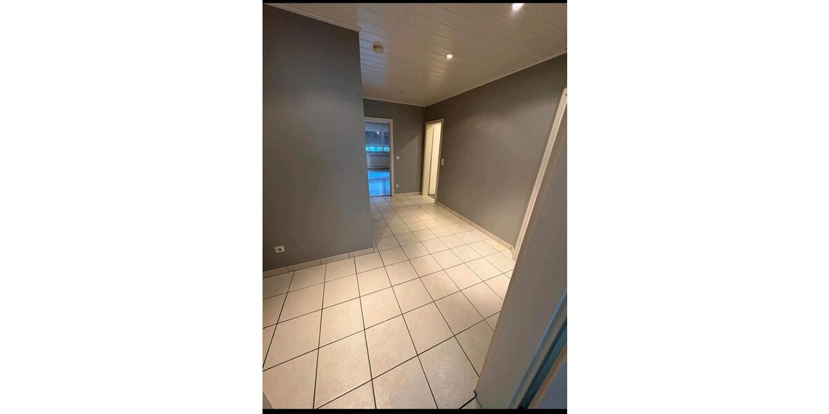 Etagenwohnung Nürnberg Gaismannshof - 3 Zimmer, 81 m&sup2;, 320.000&euro; | Angebot:25568959