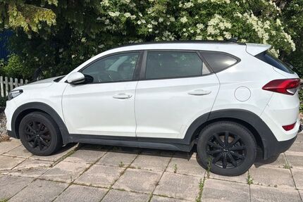 Hyundai TUCSON 170.000 km 12.000 &euro; Lingenfeld 67360