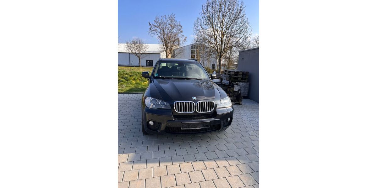 BMW X5 203.000 km 13.900 &euro; Rottenburg 72108