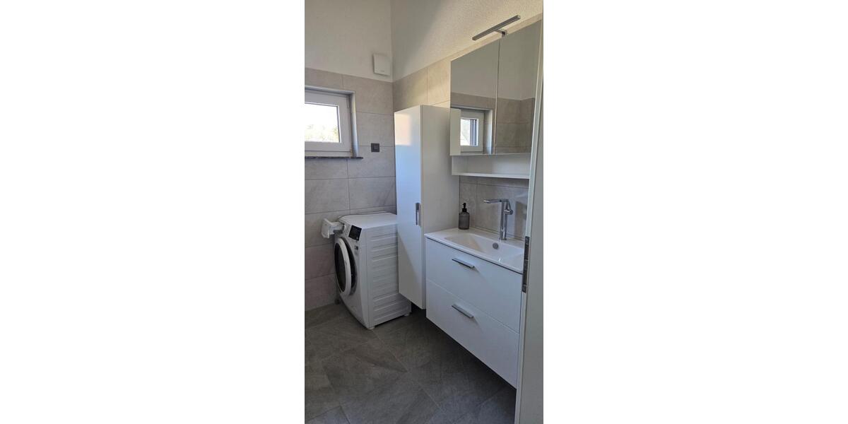 Einfamilienhaus Stadtallendorf - 3 Zimmer, 83 m&sup2;, 1.100&euro; | Angebot:26029940