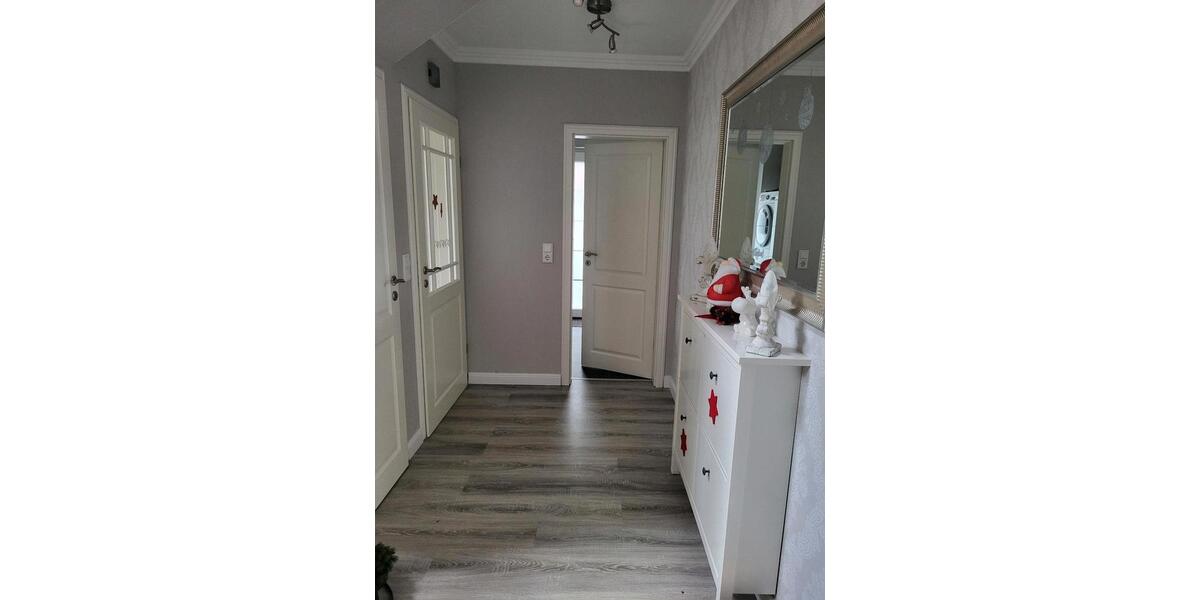 Einfamilienhaus Brake (Unterweser) - 5 Zimmer, 120 m&sup2;, 330.000&euro; | Angebot:26844363