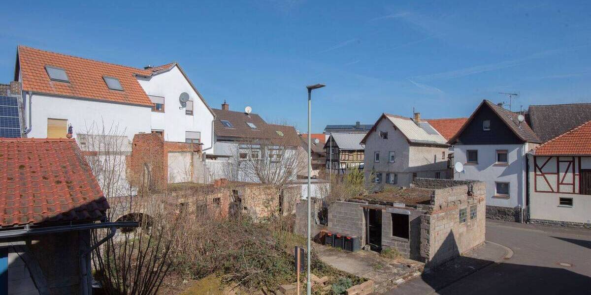 Einfamilienhaus Hungen Villingen - 7 Zimmer, 135 m&sup2;, 245.000&euro; | Angebot:26359752