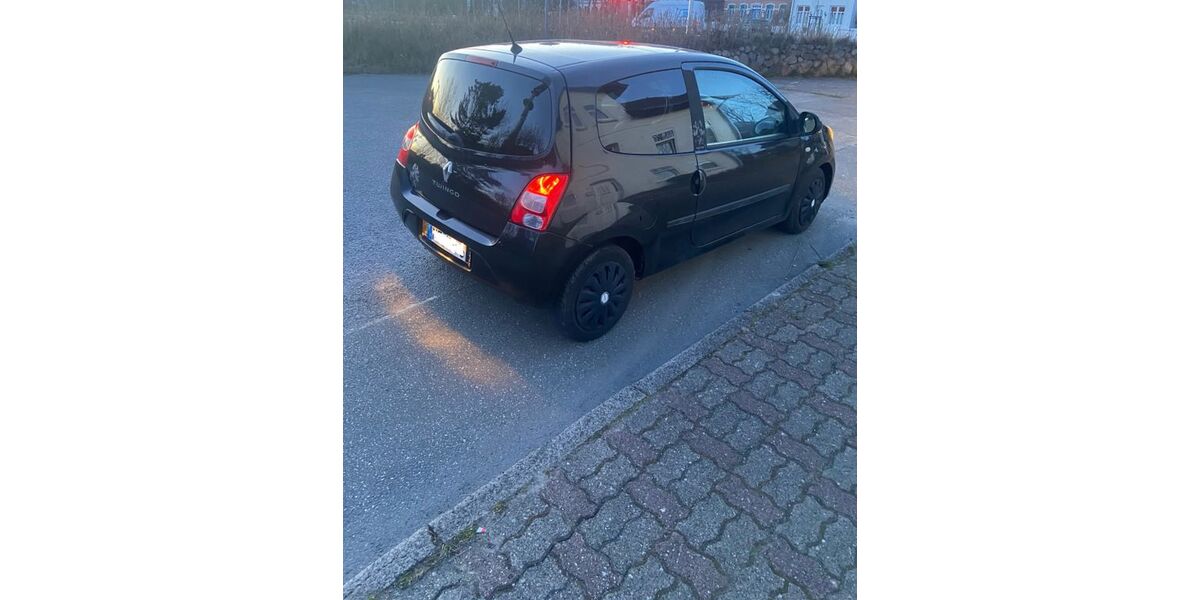 Renault Twingo 70.000 km 2.100 &euro; Westerland 25980