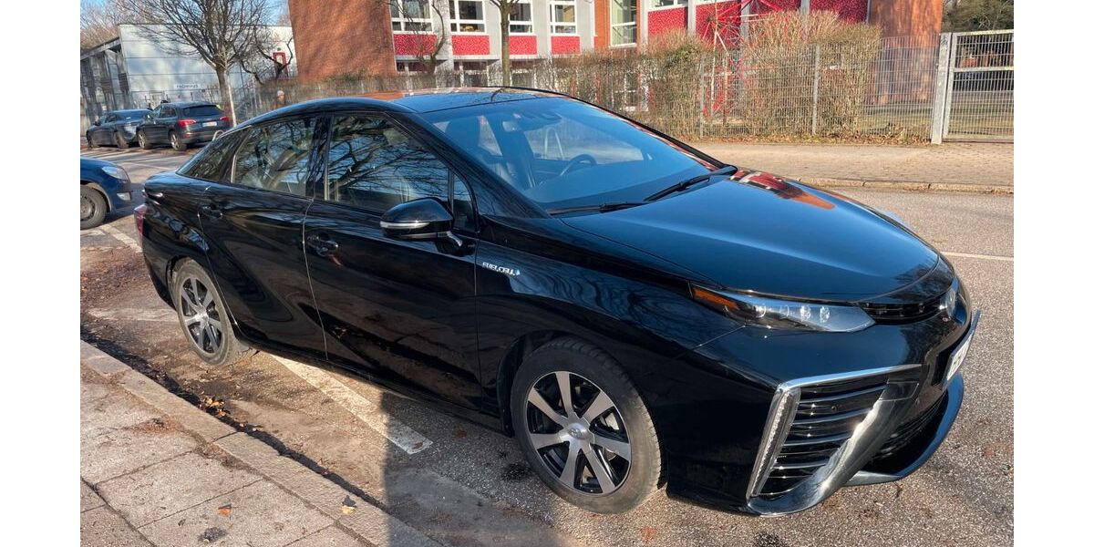 Toyota Mirai 5.000 km 18.000 &euro; Hamburg 22307
