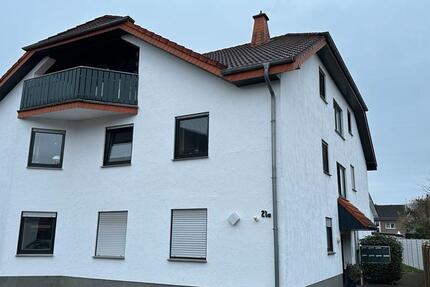 Lichtdurchflutete leerstehende 2 ZKB Eigentumswohnung mit Balkon 2 zimmer