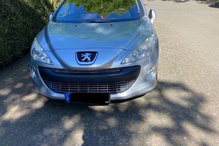 Peugeot 308 184.547 km 2.400 &euro; Bocholt 46395