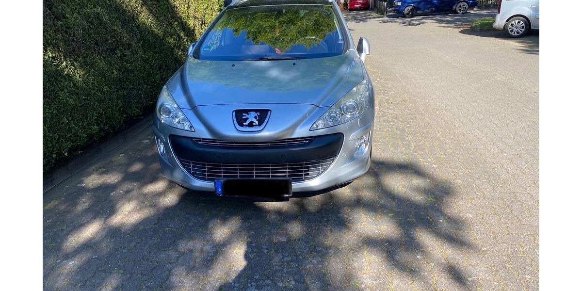 Peugeot 308 184.547 km 2.400 &euro; Bocholt 46395