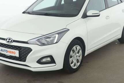 Hyundai i20 90.644 km 8.360 &euro; Neufahrn 85375