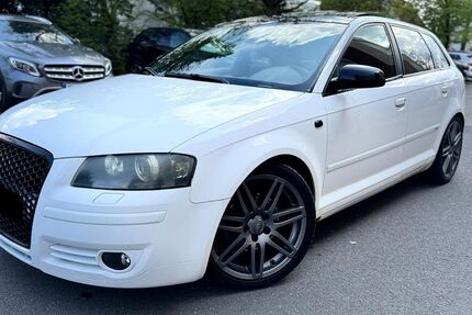 Audi A3 278.000 km 2.990 &euro; Feucht 90537