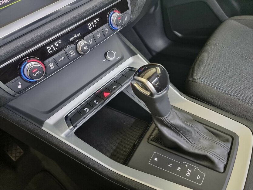 Audi Q3 35 TDI Advanced Prestige LED ACC APP schw.AHK 79.950 km 27.750 € Garrel 49681