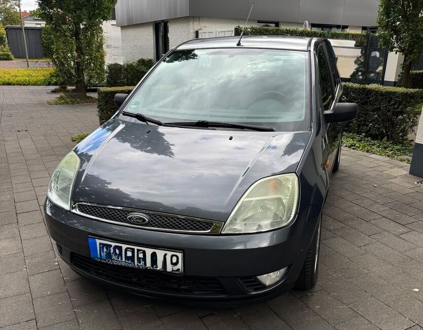 Ford Fiesta 159.000 km 1.900 € Bad Lippspringe 33175