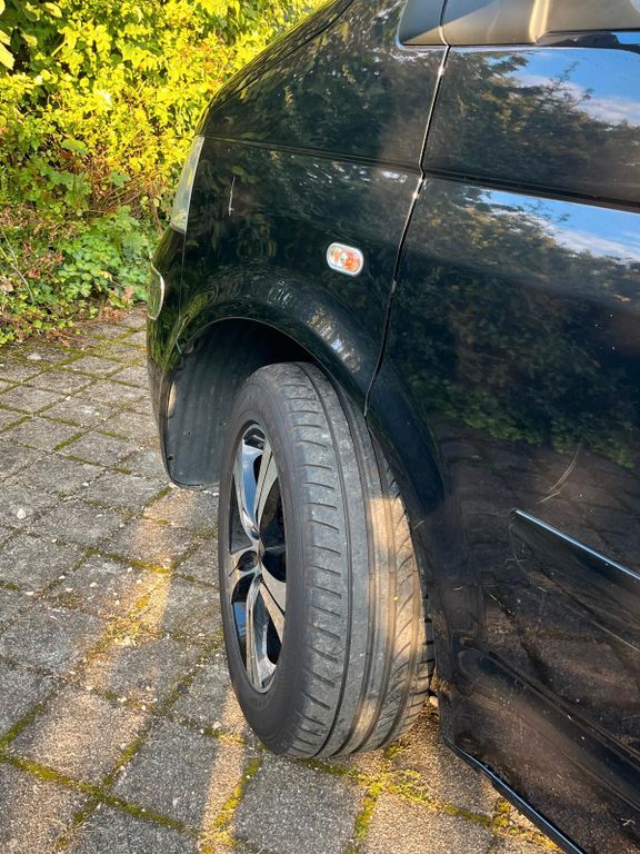 VW T5 Multivan 214.417 km 19.900 € Jestetten 79798